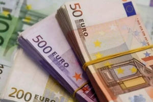 Kinh tế Eurozone mắc kẹt trong khó khăn, nguy cơ suy thoái gia tăng