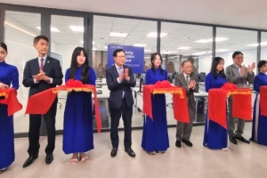 Samsung Việt Nam tặng Đại học Duy Tân phòng Lab gần 1,3 tỷ đồng phục vụ công tác giảng dạy