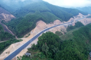 Bí thư Tỉnh ủy quảng Ninh kiểm tra thực địa một số dự án tại TP Hạ Long