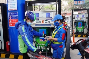 Từ 15h chiều nay 30/11, giá xăng tăng nhiều nhất là 109 đồng/lít, dầu tăng nhiều nhất là 172 đồng/lít