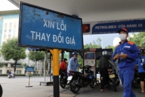 Giá xăng ngày mai có thể giảm nhẹ