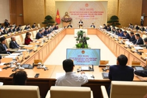 Tháo gỡ khó khăn để tăng trưởng tín dụng như thế nào?