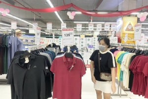 TP. HCM thị trường hàng hoá đậm chất ‘sale’ dịp cuối năm 2023