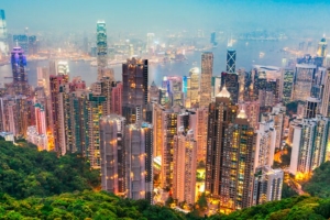 Hong Kong: Hơn 100 công ty môi giới chứng khoán ngưng hoạt động trong 3 năm qua