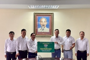 Carlsberg Việt Nam trao 600 suất quà Tết cho gia đình có hoàn cảnh khó khăn tại Thanh Hóa