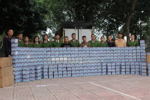 Nghệ An: Bắt giữ 2 đối tượng thu giữ hơn 1,4 tấn pháo