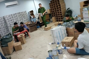 Triệt phá ổ nhóm sản xuất sữa giả quy mô lớn, thu lợi hàng nhiều tỷ đồng