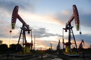 Giá xăng dầu hôm nay 22/1: Dầu Brent và WTI đều tăng nhẹ