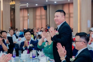 Làm giàu từ chai lọ trên quê hương nhãn lồng