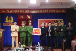 Chủ tịch UBND tỉnh Quảng Ninh Cao Tường Huy thăm, chúc Tết tại TP. Móng Cái
