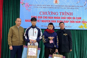 Thành phố Lạng Sơn: Trao 50 suất quà Tết cho các nạn nhân chất độc da cam