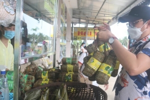 Đa dạng sản phẩm làng nghề đón Tết