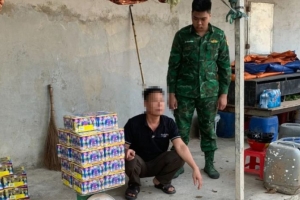 Bí mật pháo lậu được cất giấu trong nhà nuôi yến