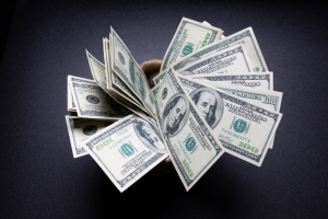 Tỷ giá USD hôm nay 8/2: Quanh mốc 104