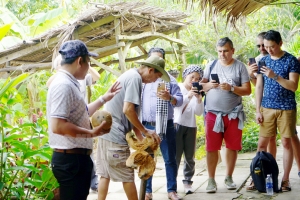 Khai thác du lịch có trách nhiệm trên nền tảng văn hóa
