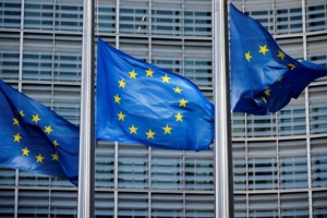 EU đồng ý nới lỏng các quy định tài trợ để giảm nợ và tăng cường đầu tư