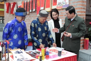 Quảng Ninh: Khai bút đầu xuân Giáp Thìn 2024
