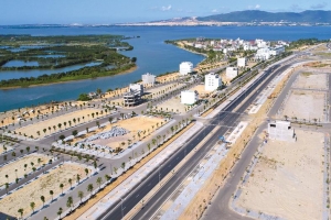Bình Định: Bay khắp thế giới “gõ cửa” nhà đầu tư