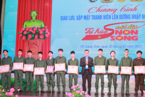 Thành phố Lạng Sơn: Gặp mặt 138 thanh niên lên đường nhập ngũ năm 2024