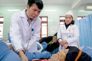 Chăm sóc sức khoẻ nhân dân: Ưu tiên vùng khó khăn