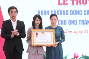 Bảo vệ ngân hàng tử nạn khi bắt cướp được truy tặng Huân chương Dũng cảm