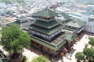 Hoạt động tham quan, du lịch tại khu du lịch, danh lam, chùa chiền khởi sắc dịp đầu năm 2024