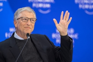 Sau 18 năm trở lại, tỷ phú Mỹ Bill Gates đến Đà Nẵng và Hội An du lịch