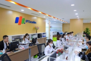 Cổ phiếu bật tăng 289,9% từ đáy, Kế toán trưởng Chứng khoán FPT (FTS) đăng ký bán ra 217.600 cổ phiếu