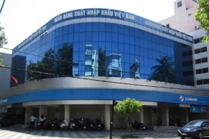 Ngân hàng Nhà nước yêu cầu Eximbank báo cáo vụ chủ thẻ tín dụng nợ 8,5 triệu thành 8,8 tỷ đồng