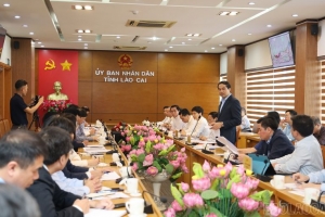 Lào Cai: Lãnh đạo UBND tỉnh làm việc với Tổng công ty Đường sắt