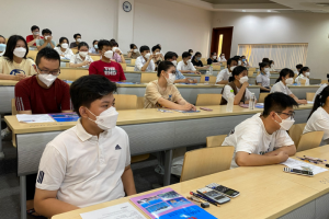 Cẩn trọng đề luyện thi đánh giá năng lực tràn lan trên mạng