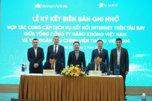 VNA và VNPT hợp tác phát triển dịch vụ kết nối Internet trên máy bay