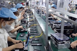 Xuất nhập khẩu hàng hóa tháng Ba tăng 35,6% so với tháng trước