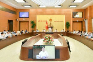 Phiên họp chuyên đề pháp luật của Ủy ban Thường vụ Quốc hội cho ý kiến 5 dự án luật