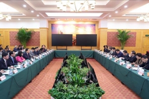 Chủ tịch Quốc hội Vương Đình Huệ thăm và làm việc tại Khu thí điểm thương mại tự do Thượng Hải
