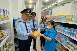 Ngành quản lý thị trường triển khai “Tháng hành động vì an toàn thực phẩm” năm 2024