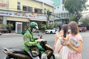 TP. Hồ Chí Minh chấn chỉnh shipper vi phạm giao thông