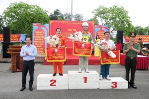 Hội thi Nghiệp vụ chữa cháy và cứu nạn, cứu hộ “Tổ liên gia an toàn phòng cháy, chữa cháy”