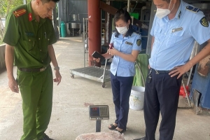 Ngăn chặn kịp thời hơn 1 tấn nầm lợn đông lạnh không rõ nguồn gốc, xuất xứ ra thị trường