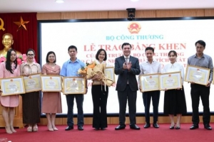 Bộ Công Thương biểu dương các cá nhân có thành tích trong công tác Quốc hội