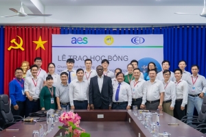 Sinh viên Trường Đại học Phan Thiết nhận học bổng Năng lượng tương lai năm 2024
