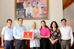 Lạng Sơn: Thăm, tặng quà chiến sĩ Điện Biên, thanh niên xung phong, dân công hỏa tuyến trực tiếp tham gia chiến dịch Điện Biên Phủ