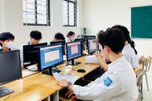 Gần 200.000 thí sinh đăng ký dự thi tốt nghiệp THPT trong ngày đầu tiên