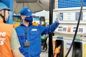 Chiều nay, giá xăng dầu trong nước có thể giảm mạnh