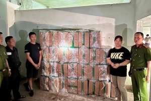 Khởi tố 3 đối tượng buôn bán thuốc lá nhập lậu ở Quảng Ninh