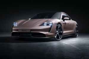 Hàng nghìn chiếc siêu xe điện Porsche Taycan lỗi pin có thể dẫn tới nguy cơ cháy nổ bị triệu hồi
