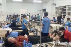 Đang làm rõ vụ gần 100 công nhân nhập viện vì nghi bị ngộ độc thực phẩm ở Đồng Nai