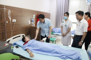 Hàng trăm công nhân nghi ngộ độc thực phẩm ở Vĩnh Phúc đã ra viện