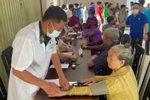 Ngày hội Thầy thuốc trẻ làm theo lời Bác, tình nguyện vì sức khỏe cộng đồng ở biên giới An Giang