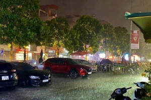 Thời tiết ngày 27/5: Bắc Bộ ban ngày nắng nóng, chiều tối đón mưa dông